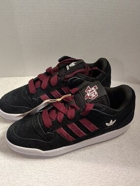 adidas Texas A&M Black And Maroon Forum Low-Top Suede Sneakers Men's Size 7.5